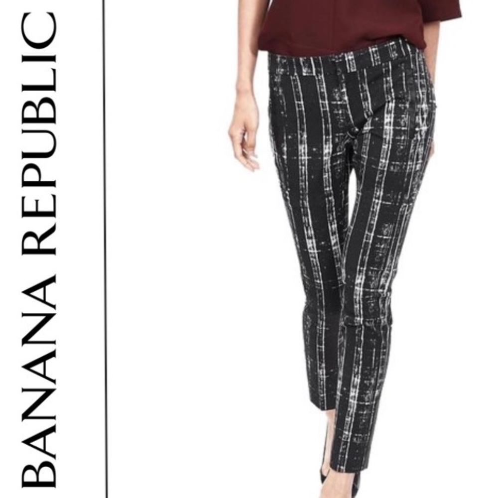 💲⬇️Banana Republic Slim fit Sloan Pants - Size: 0